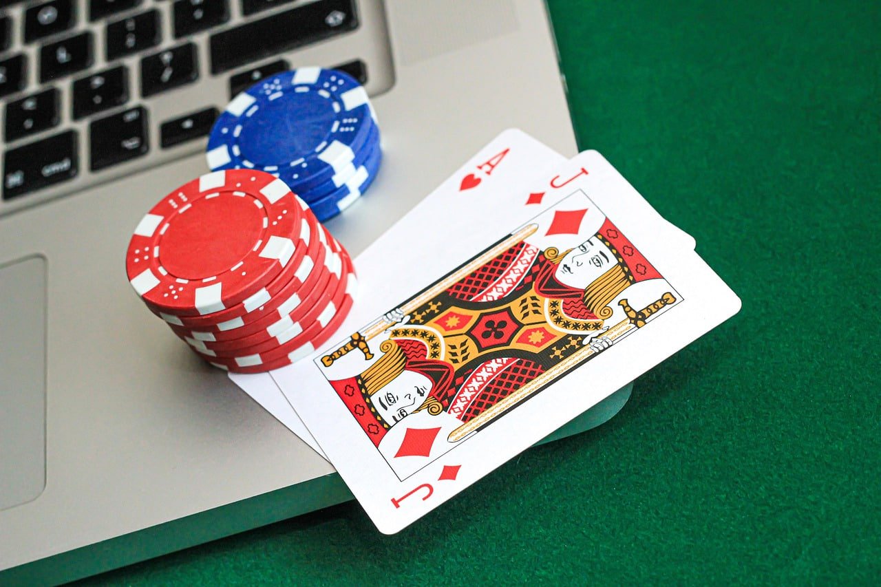 Bàn baccarat live casino với dealer nữ phát trực tiếp trên ty so ty le